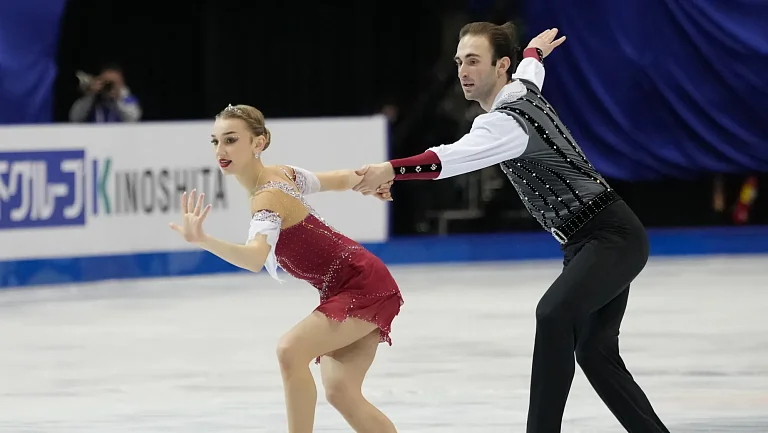 Метёлкина и Берулава выиграли этап Гран-при ISU в Китае