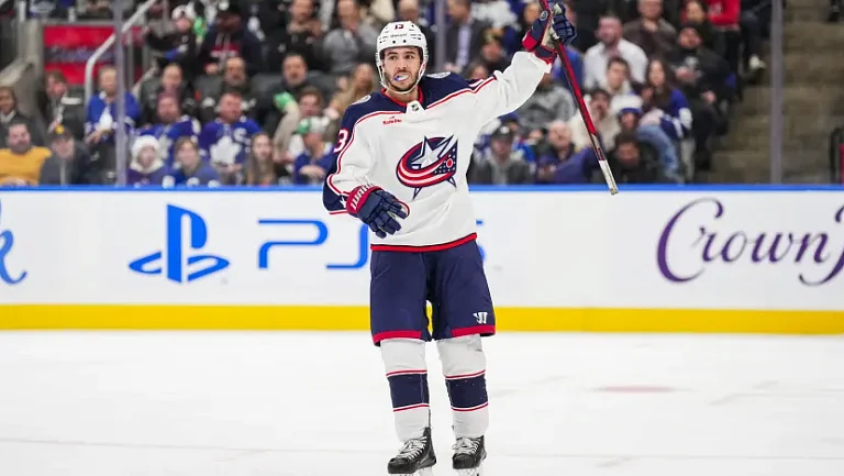 Игроки сборной США по хоккею почтили память Джонни и Мэттью Годро