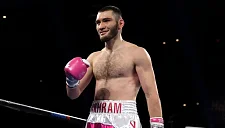 Муртазалиев проиграл Келли и потерял чемпионский пояс IBF