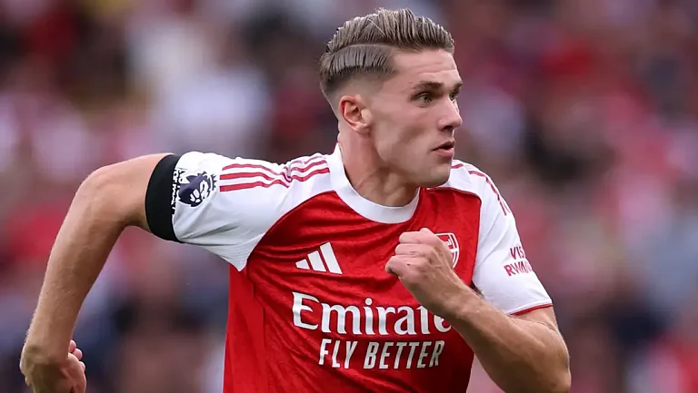 Артета прокомментировал игру Дьокереша: «Он старается изо всех сил»