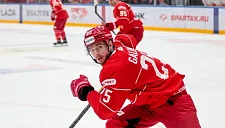 «Авангард» подписал контракт с нападающим Анселем Галимовым на один год