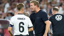 Нагельсманн пока оставляет Киммиха в опорной зоне в матче сборной Германии