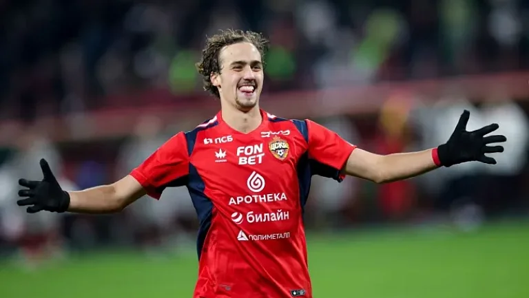 Игрок ЦСКА поделился ожиданиями от предстоящего матча с «Локомотивом»
