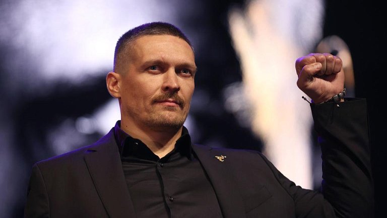 WBO требует медицинский отчет от Усика после видео с танцами