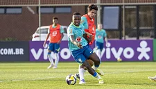 Игрок сборной Бразилии сломал руку на тренировке