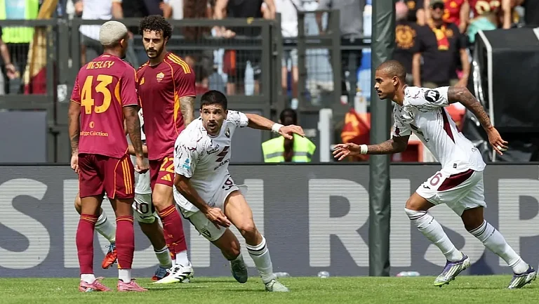 Гол Джованни Симеоне принёс «Торино» неожиданную победу над «Ромой»
