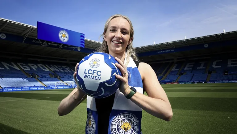 «Лестер Сити» подписал контракт с Кэти Кин