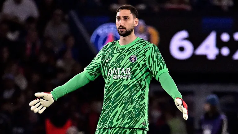 Доннарумма узнал о планах ПСЖ подписать Шевалье