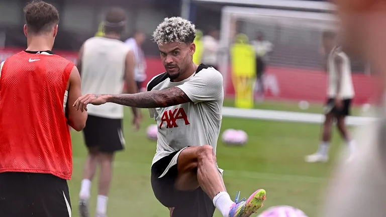 «Бавария» готовит контракт для Луиса Диаса