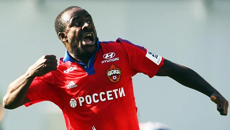 Сейду Думбия посетит матчи ЦСКА в Москве вместо Жо