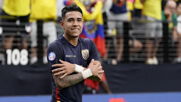 Кендри Паэс отправляется в аренду в «Страсбург» из «Челси»