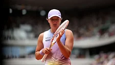 Ига Швёнтек: «Буду бороться с Пегулой за титул на траве»