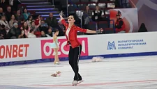 Аделия Петросян упала во время проката на Гран-при России