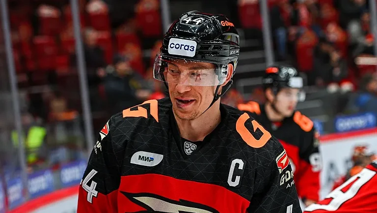 Шарипзянов хочет вспомнить, как Кузнецов назвал его «петушарой» во время игры