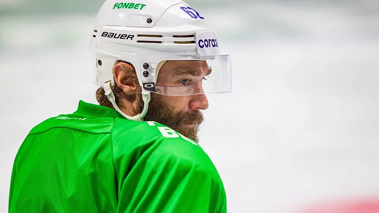 Пётр Хохряков: «В КХЛ непросто найти клуб»