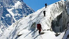 Российские альпинисты вылетят в Непал из Дубая