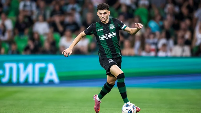 Динияр Билялетдинов оценил перспективы Сперцяна в «Саутгемптоне»