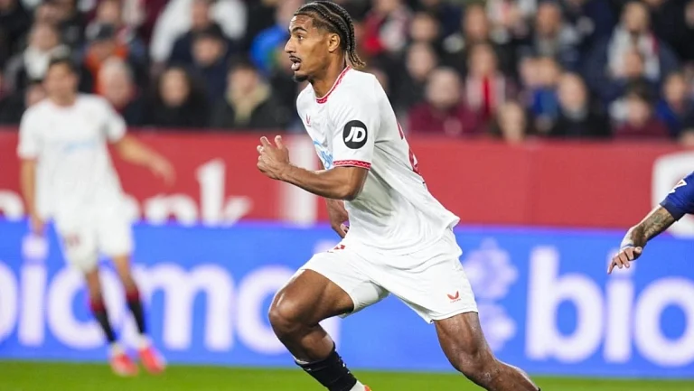 «Байер» договорился с «Севильей» о трансфере Баде за 25 млн евро