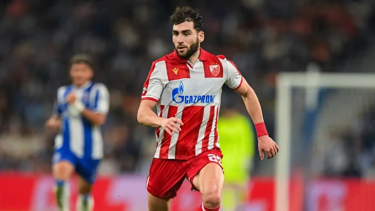 Деян Станкович видит в Наире Тикнизяне игрока основы