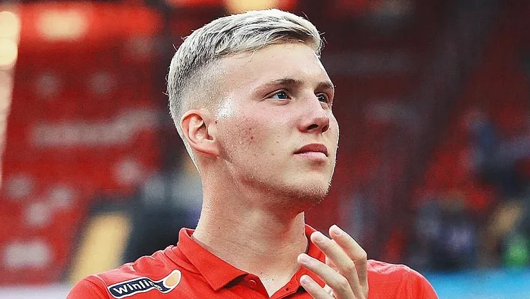 Бывший игрок «Спартака» Павел Маслов стал игроком «Чайки»