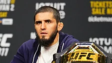 Власти Нью-Йорка пообещали наказать команду Махачева за драку на UFC 322