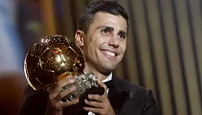 Родри рассказал, кого считает фаворитами на «Золотой мяч»