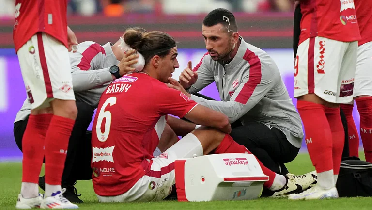 Защитник «Спартака» Срджан Бабич перенёс операцию на коленном суставе