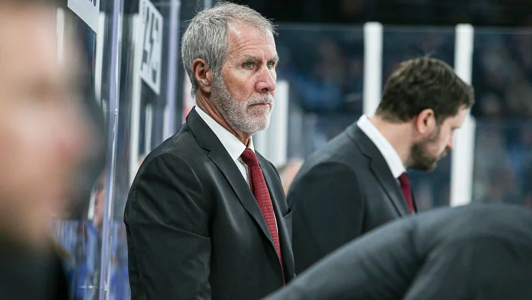 Тренер «Авангарда» назвал лидеров предстоящего сезона КХЛ