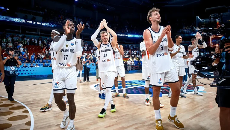 Германия выходит в полуфинал Евробаскета, несмотря на 39 очков Дончича