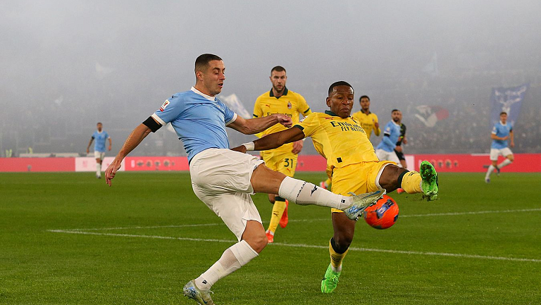 «Милан» вылетел из Кубка Италии, уступив «Лацио»