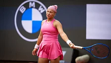 Калининская победила Шнайдер и вышла в четвертьфинал турнира в Токио