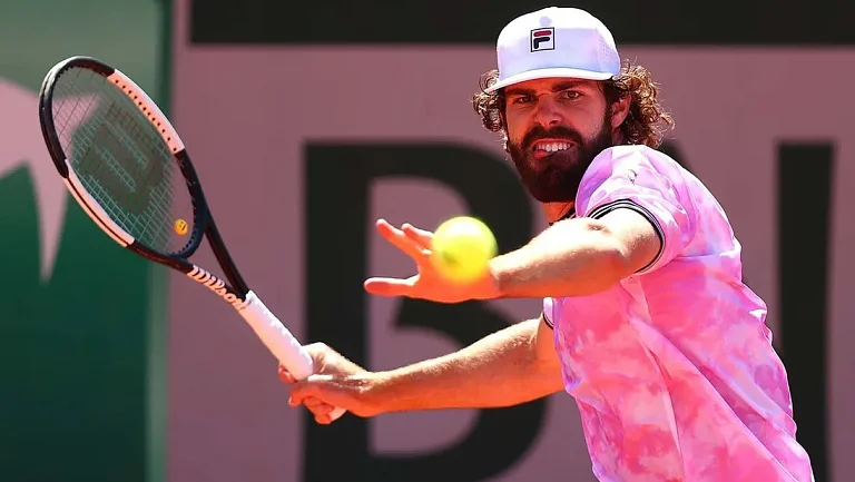 Опелка недоволен покрытием корта в Кубке Лэйвера