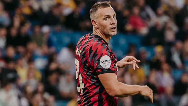 Дзюба грубо оценил игру «Акрона» против «Пари НН»: «Просто обделались» 