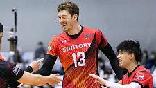 Четвёртое золото Мусэрского: российский гигант привёл Сантори к триумфу в Японии
