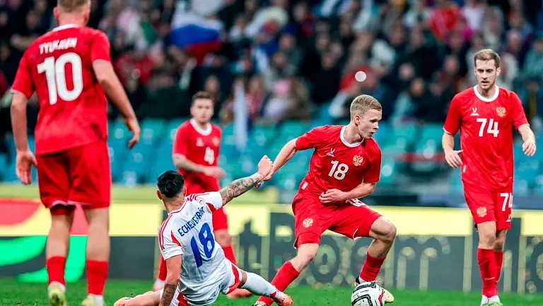 Тихонов потребовал разогнать РФС и платить футболистам три копейки