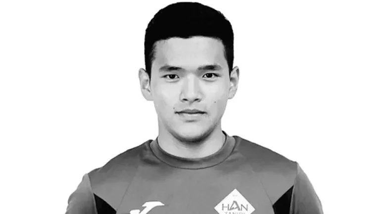 19-летний воспитанник «Кайрата» Диас Тулеу умер во время матча