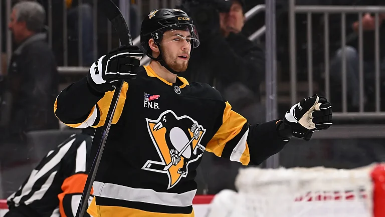 «Айлендерс» обыграл «Питтсбург», Чинахов отметился голом