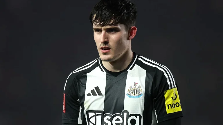 «Манчестер Сити» не смирился с отказом о продаже Ливраменто 