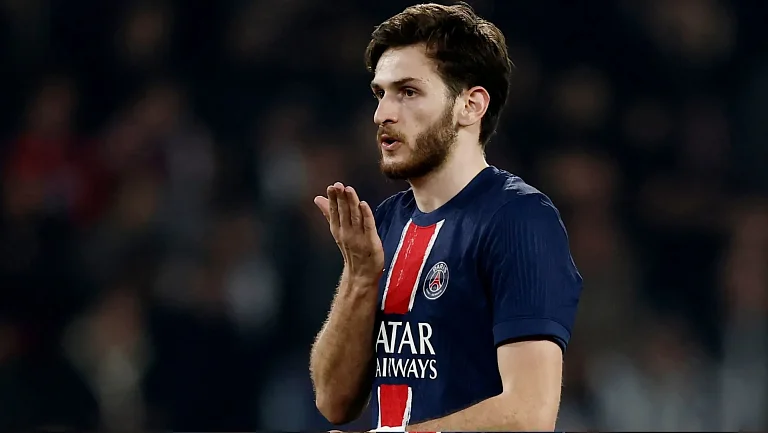 Хвича Кварацхелия пропустит матч с «Анже» из-за травмы