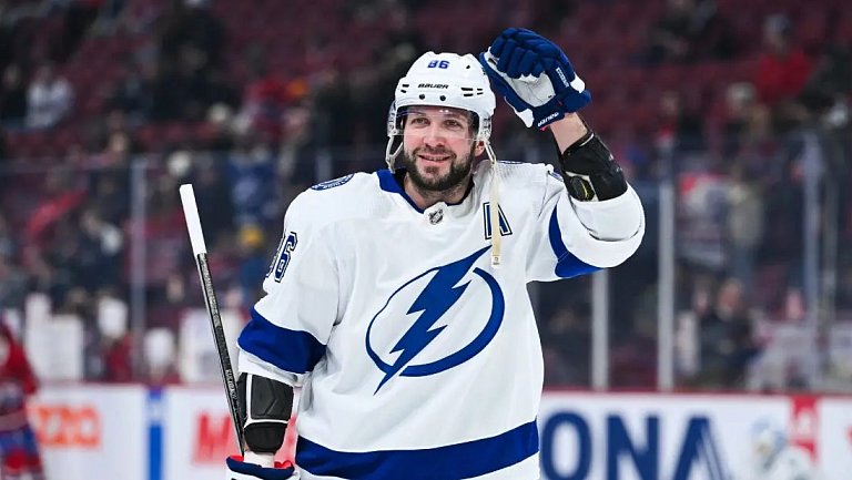 Никита Кучеров набрал 1000-е очко в НХЛ