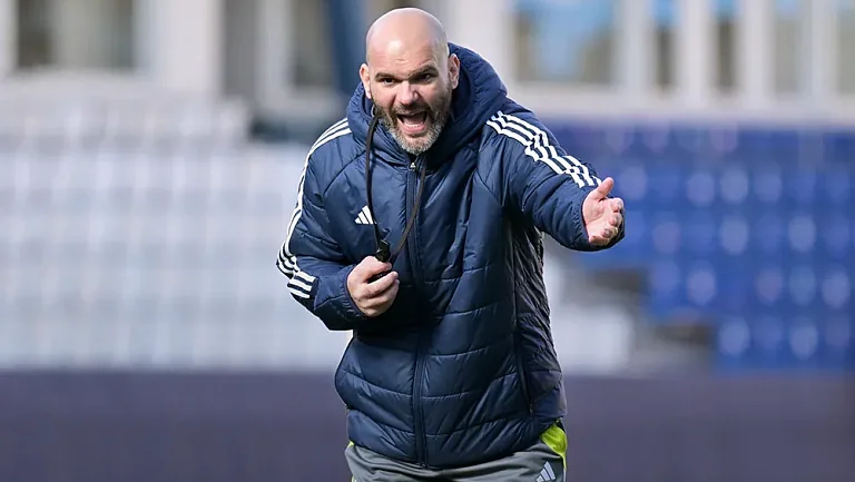 Тренер «Оренбурга» раскритиковал агрессивный стиль «Динамо»