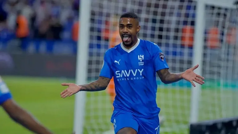 «Зенит» думает о возвращении бразильского нападающего Малкома