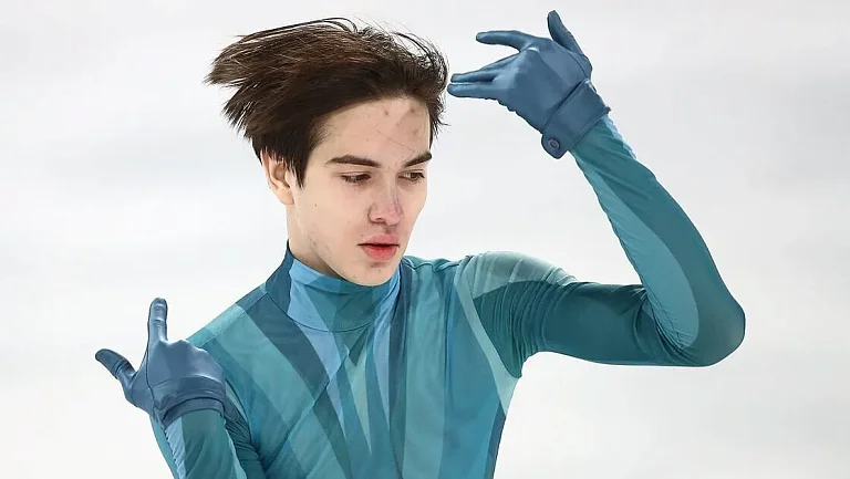 Фигурист Угожаев высказался о преимуществах своего роста на льду