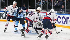 «Сибирь» победила «Нефтехимик» в финальном матче предсезонки