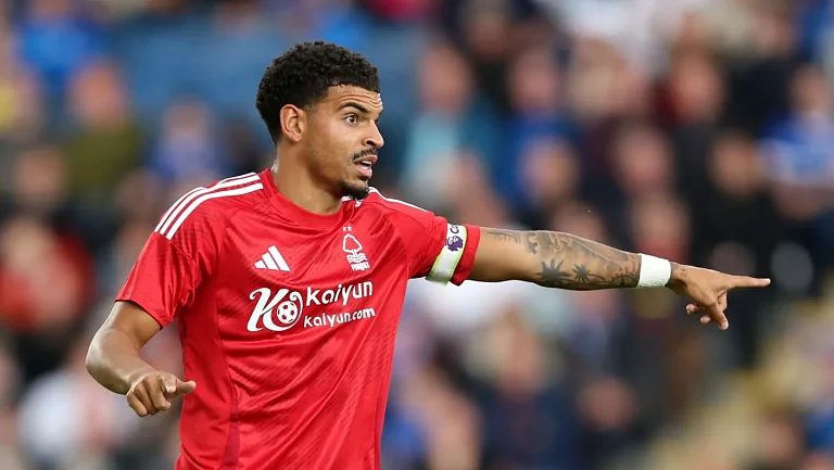 Гиббс-Уайт не исключает перехода в «Манчестер Сити»