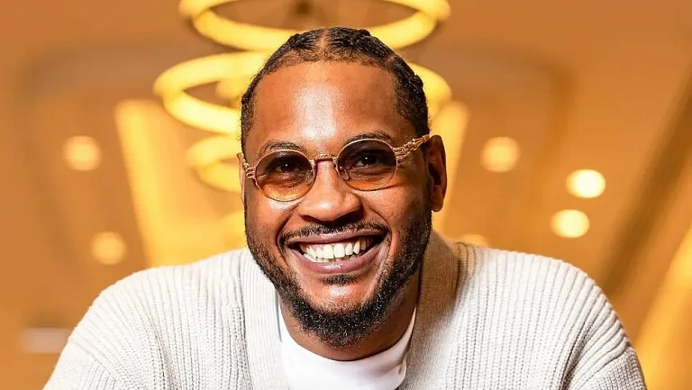 Энтони, Ховард, Берд, Мур и Фаулз стали членами Зала славы