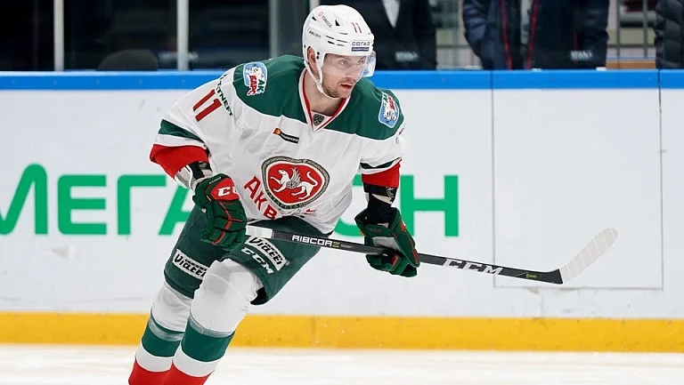 Опытный форвард Михаил Фисенко вернулся в «Ак Барс»