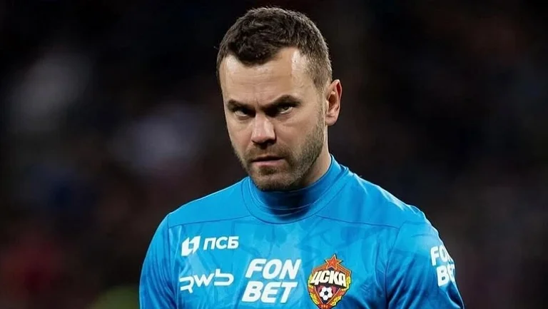 Безуглов о состоянии Акинфеева: «Будет готовиться к дерби в общей группе»