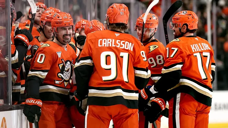 «Анахайм» победил «Коламбус», Минтюков и Воронков с голами