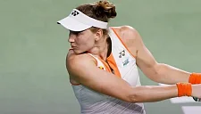 Рыбакина разгромила Швёнтек на WTA Finals